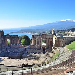 Joan's Heritage , Taormina Itálie
